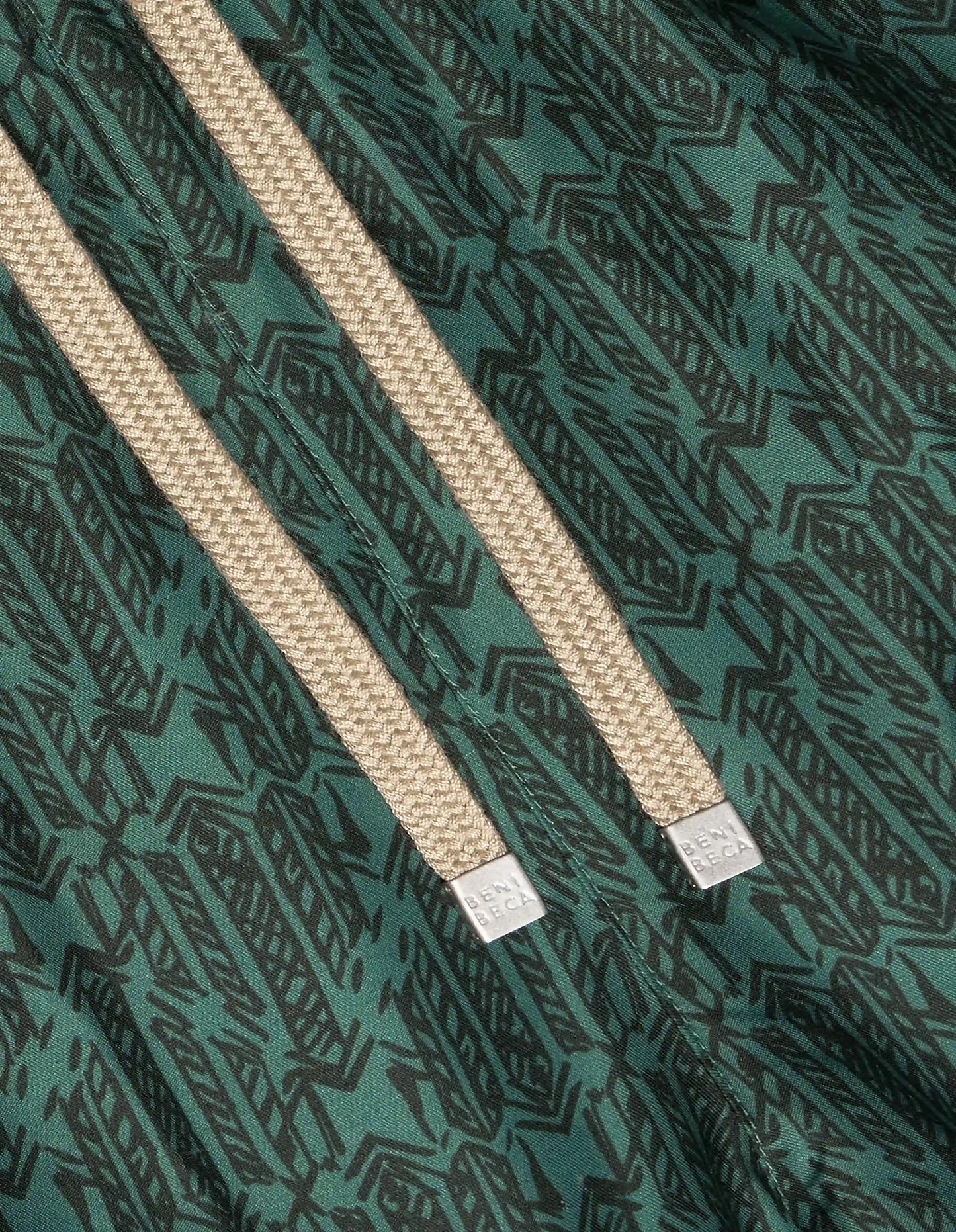 FAKARAVA SHORTEST