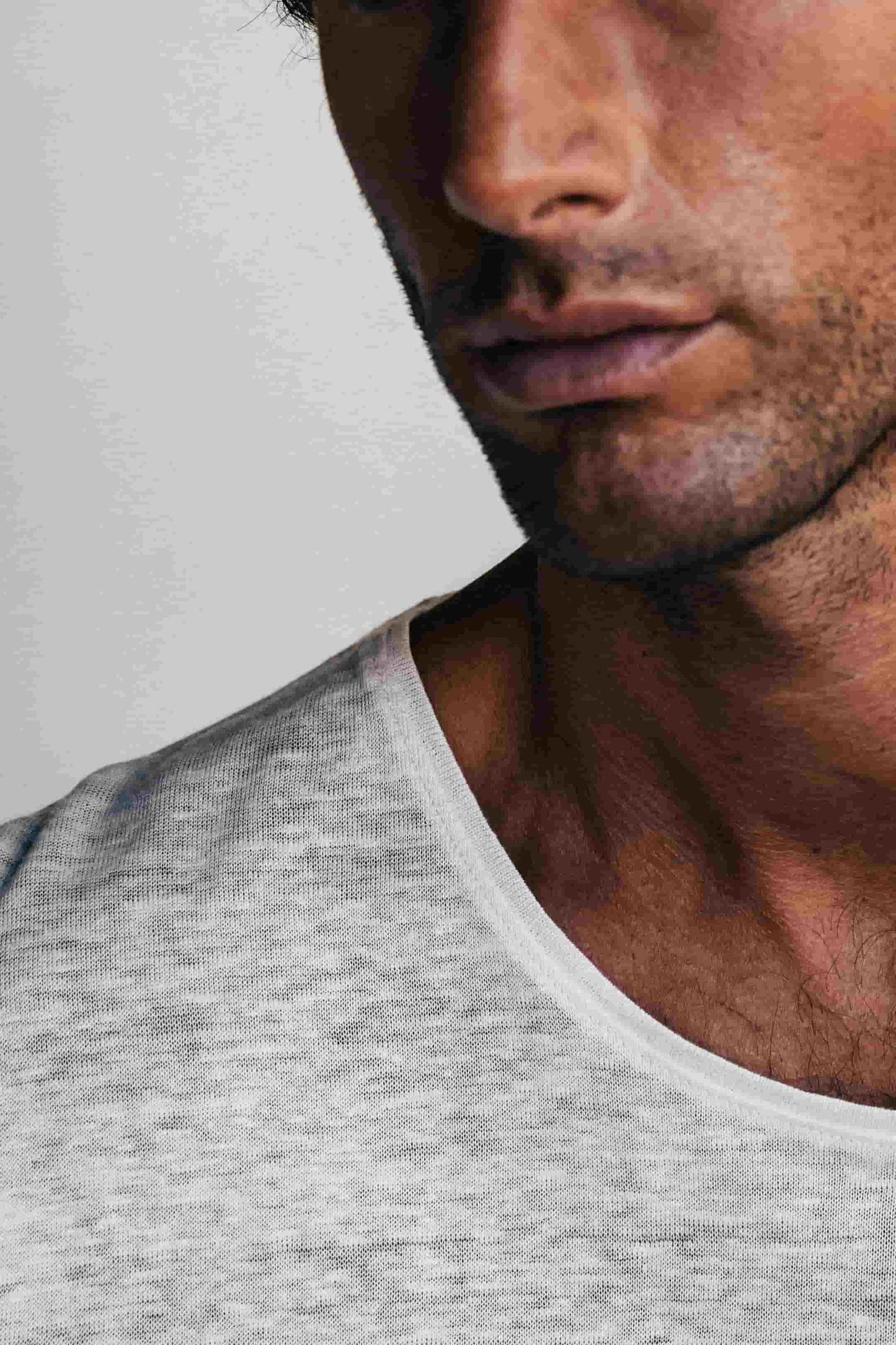 C-NECK LINEN BLANC