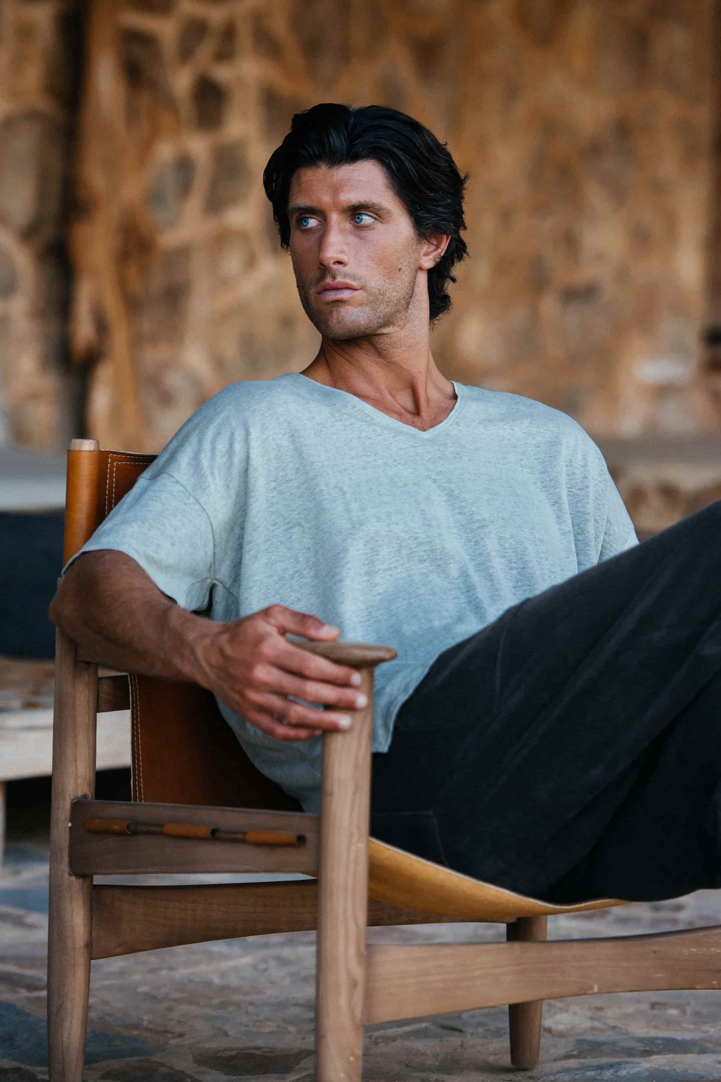 V-NECK LINEN FOG
