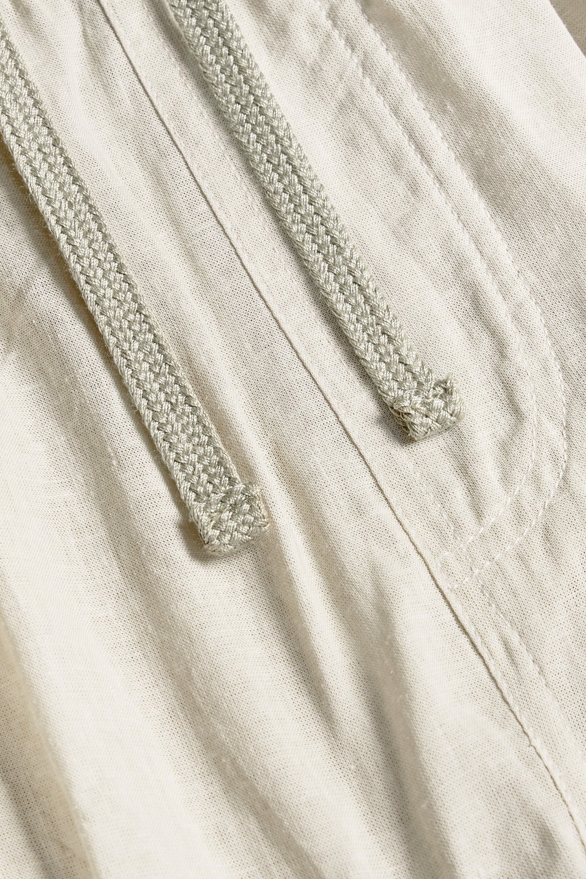 CHILLSHORTS BONE
