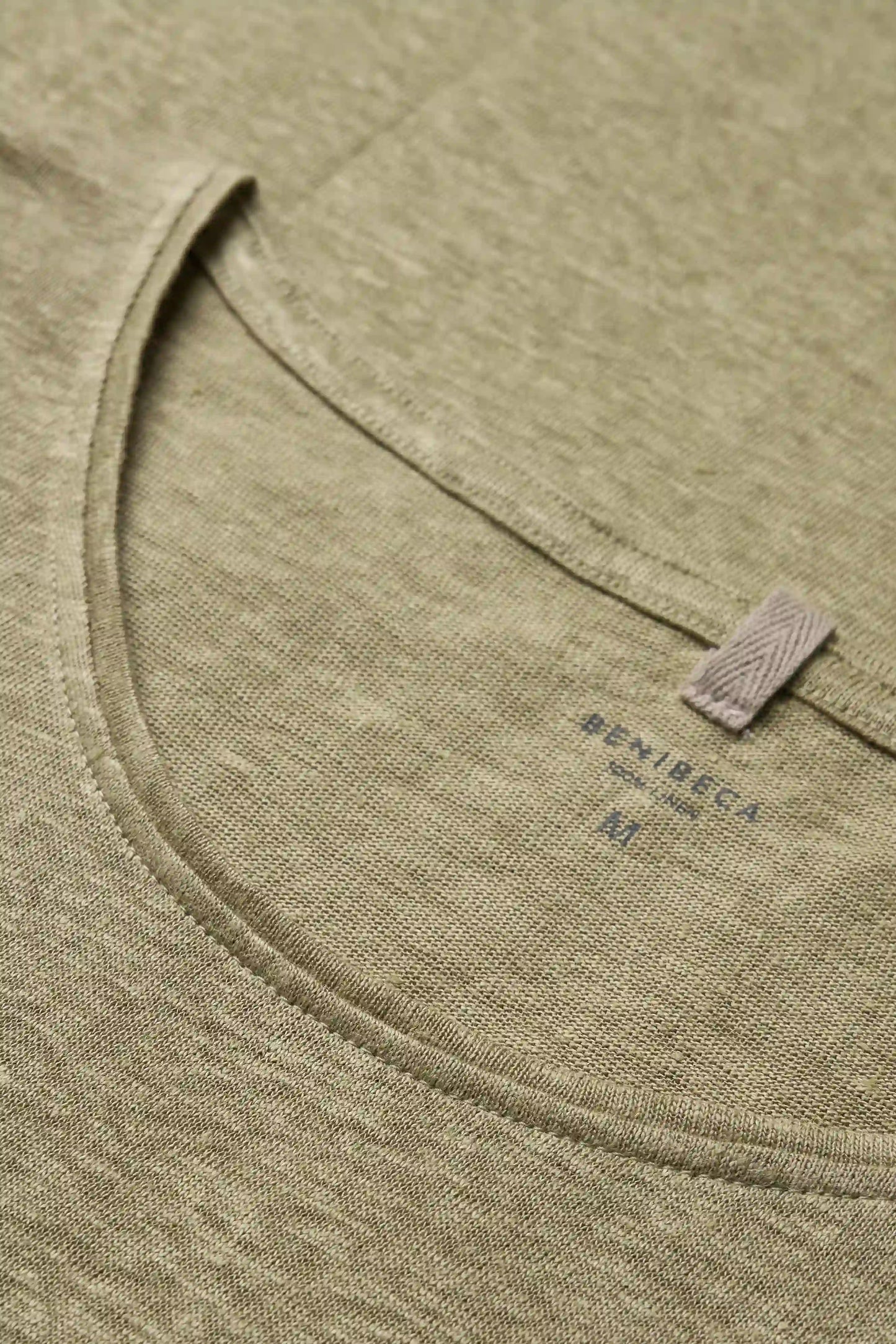 C-NECK LINEN OLIVE